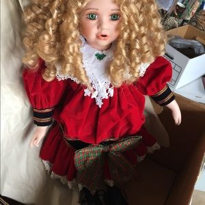 Very Pretty Collectible Dolls American Girl